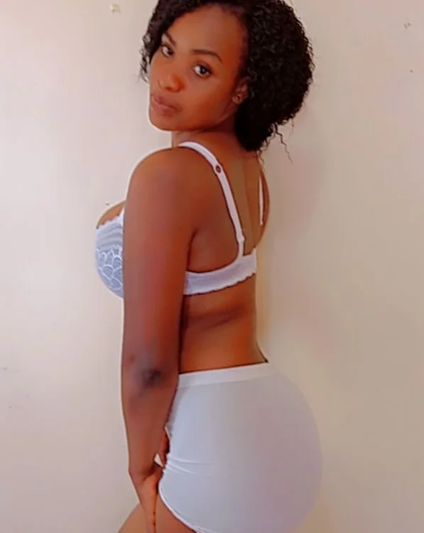 Cutte_bella's Offline XXX Chat