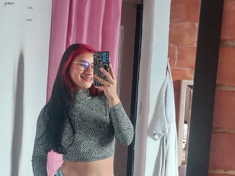 Marly_saenz_ offline chatrum