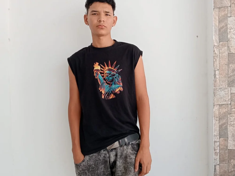 Badboy1_hot10 offline chatrum