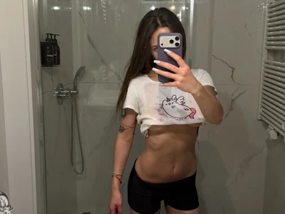 Juna23U
