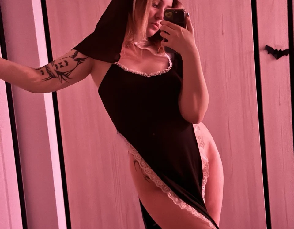 Liaa_Shine's Offline XXX Chat