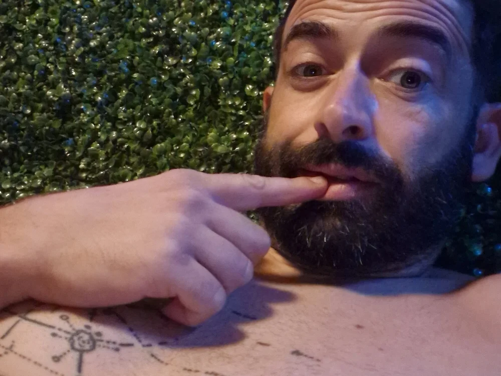 Danchy1988 offline XXX-chat