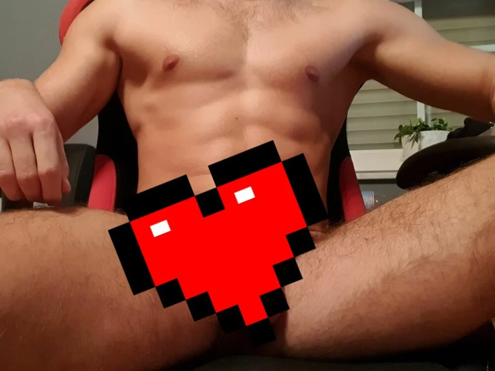 Fitnessboy_18 অফলাইন XXX চ্যাট