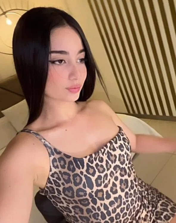 Ariana_Monroe01 offline XXX-chatje