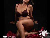 Model ScarlettGreen_