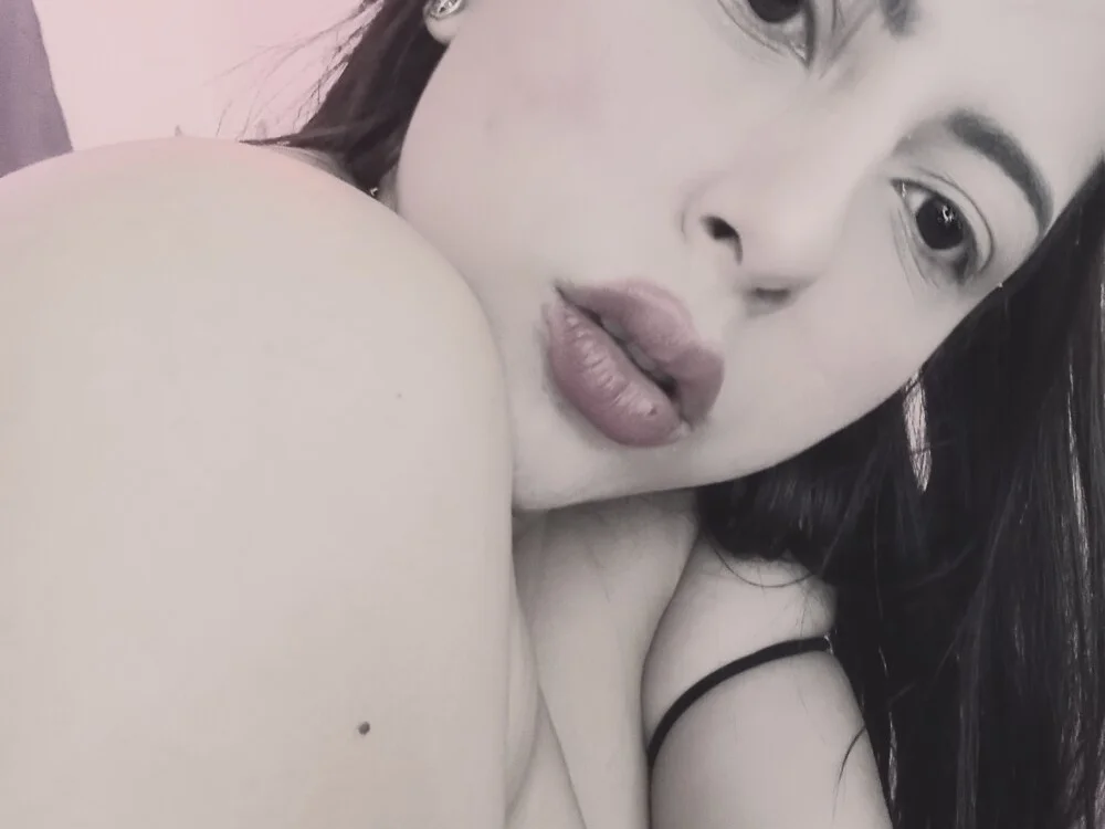 siddhixxx_592 offline XXX-chat