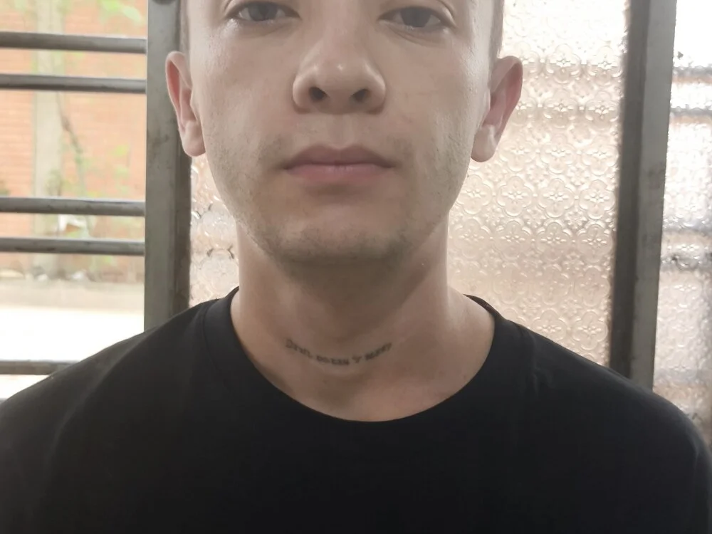 sex_miss_'s Offline XXX Chat