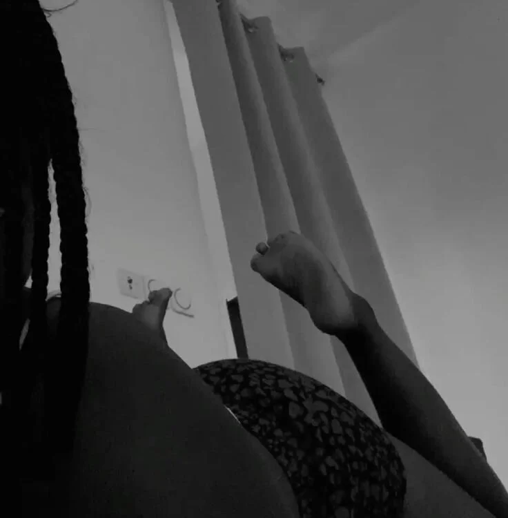 Siri_seduce69 Offline XXX Chat