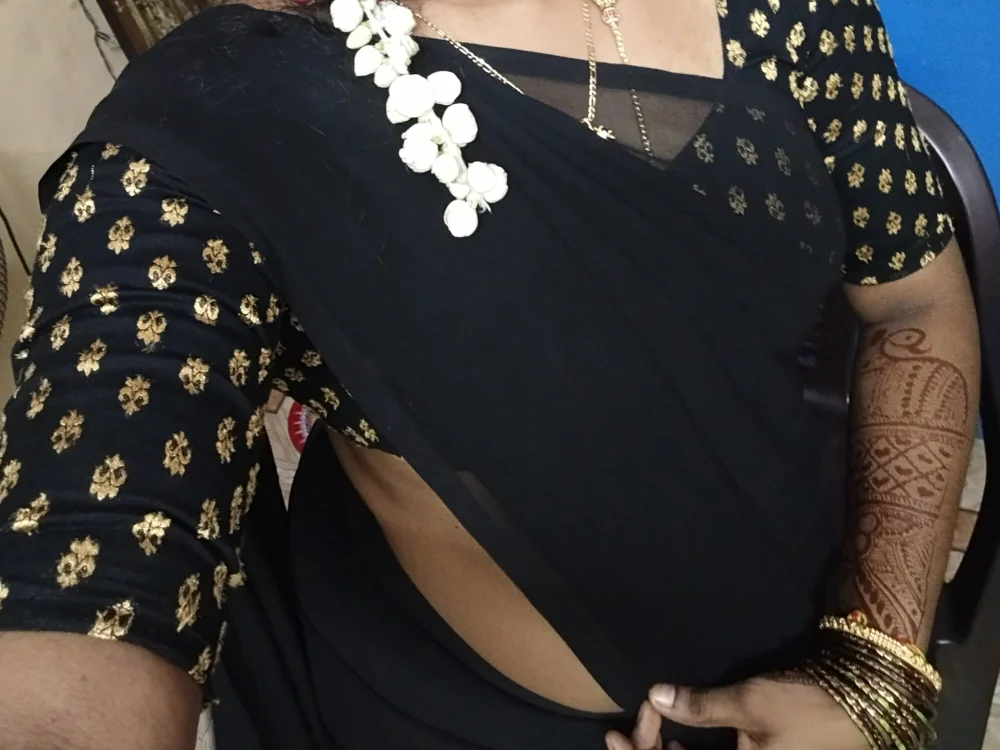 Tamil_varshika offline chatrum