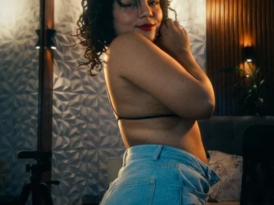 veronica_em1 profile