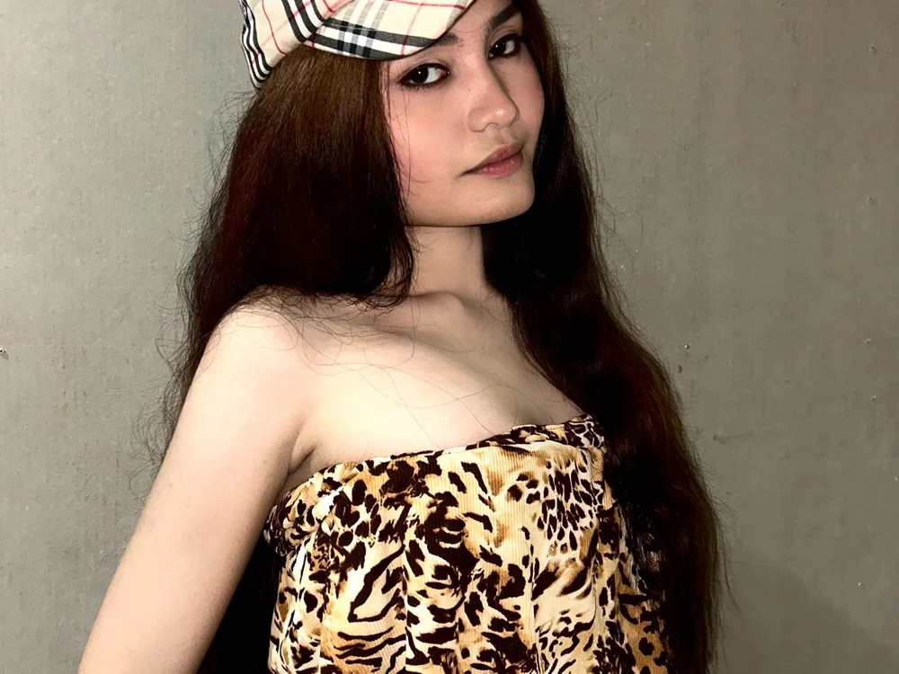 jess_goddes 离线XXX聊天