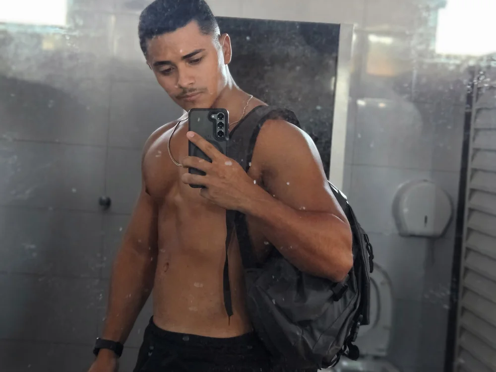 24rcvhhhh – Offline XXX chat