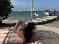 melaolatino live cam model