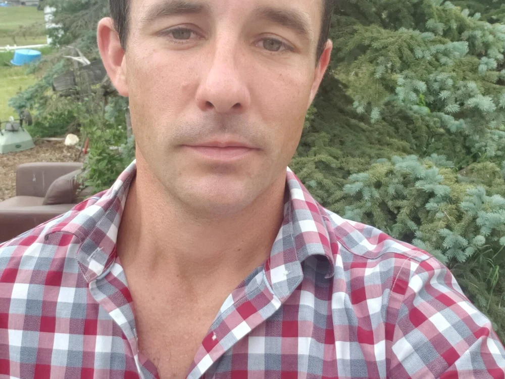 RealCanadianCowboy's Offline XXX Chat