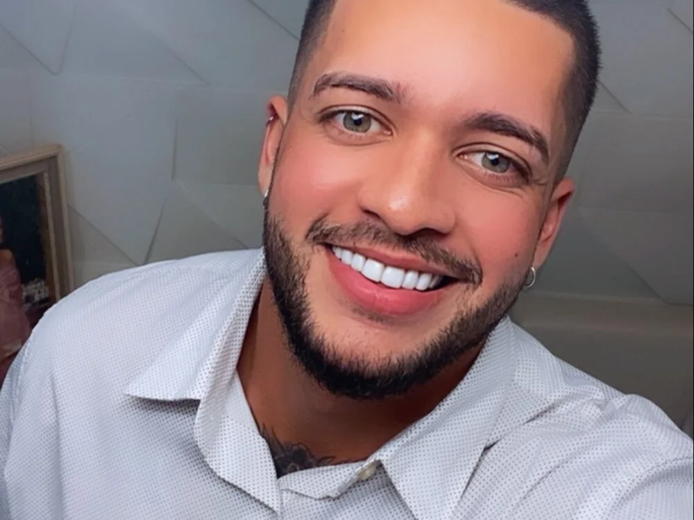 Chat +18 off-line de Mitt1993b