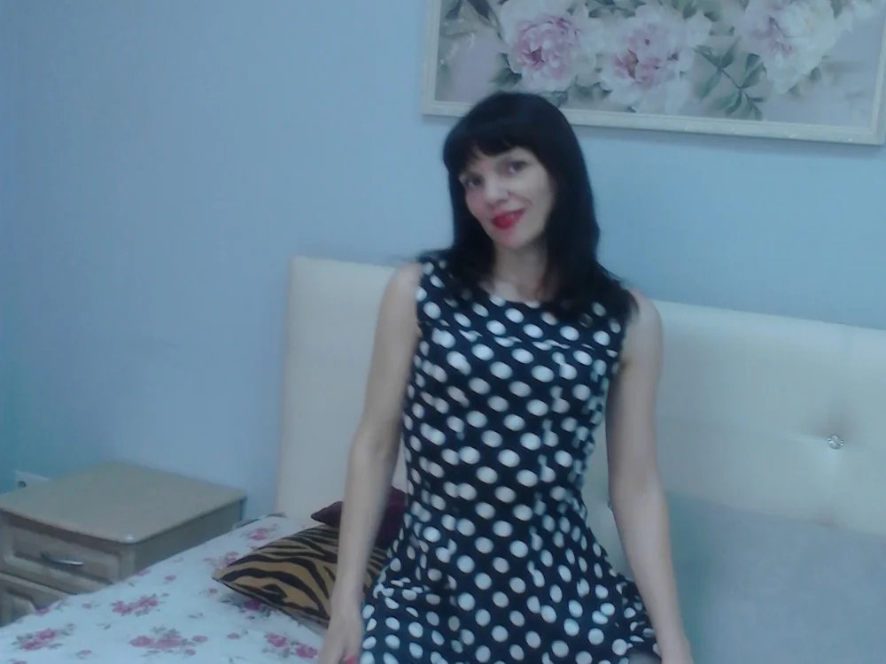 LikaCourage's Offline XXX Chat