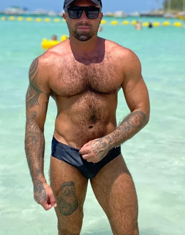 Alex_xxxn Offline XXX chat