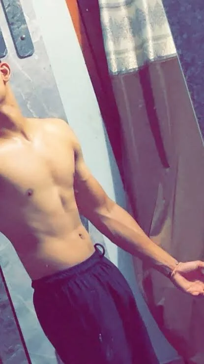 Dickholic_boy offline chatrum