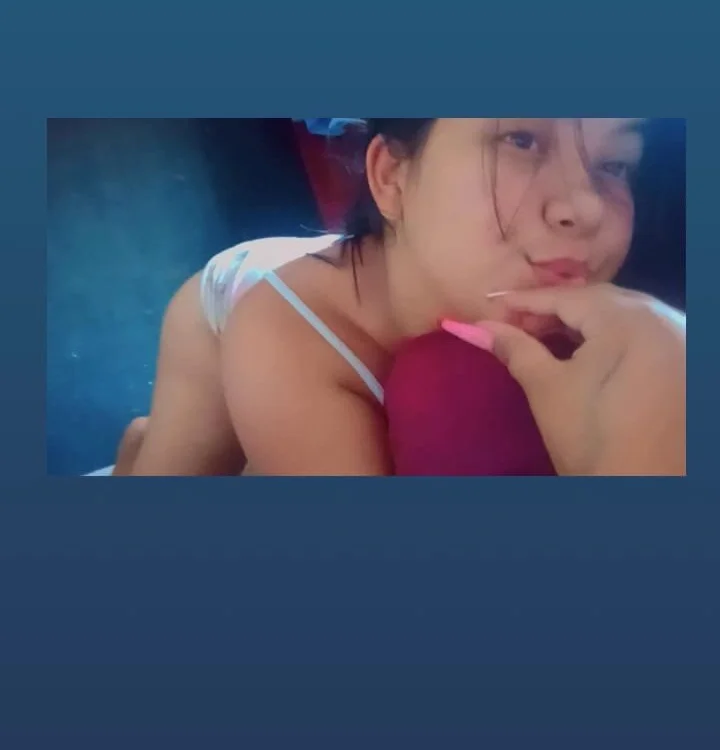 Offline chatovací místnost Kitty_Rose77