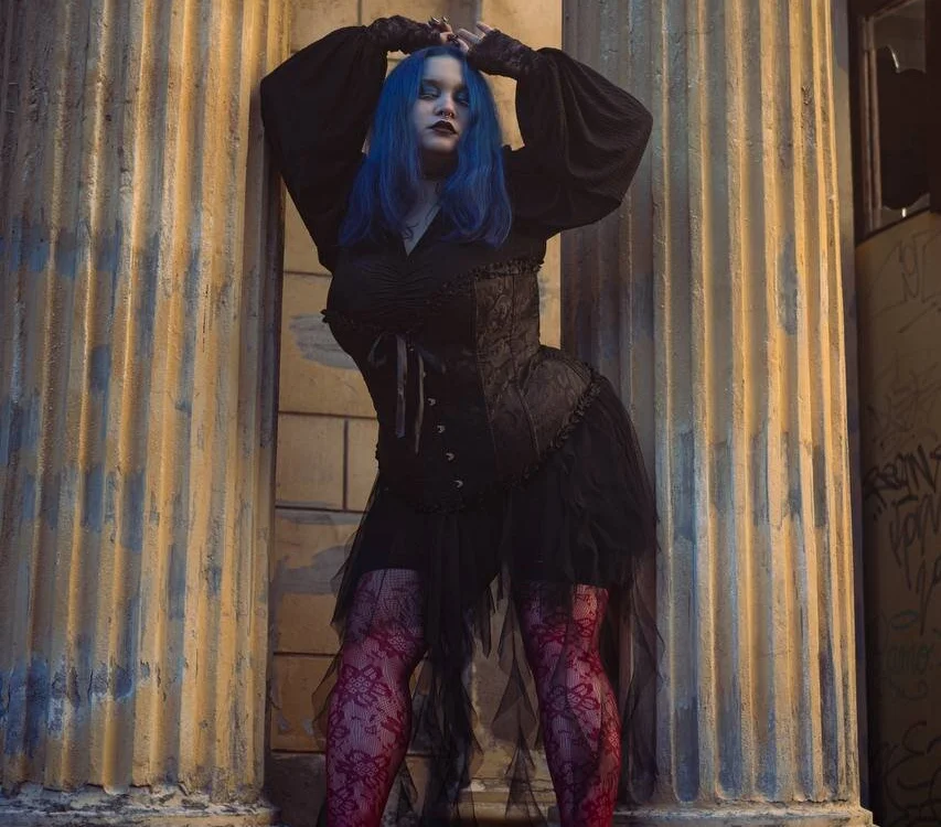 Offline XXX chat Mira_Fyre