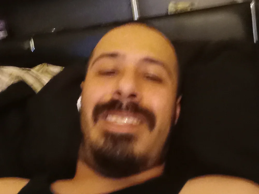 iamwho89 Chat XXX offline