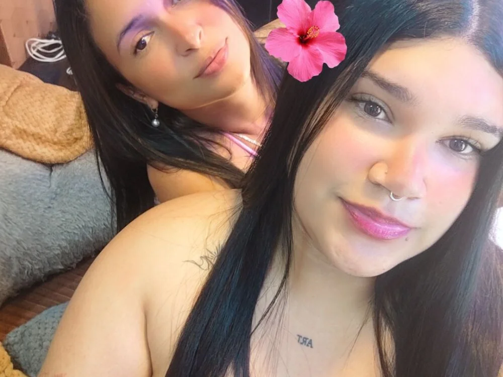 DannaAndSofi1 离线XXX聊天