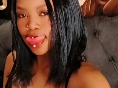 Sexyie_nzula