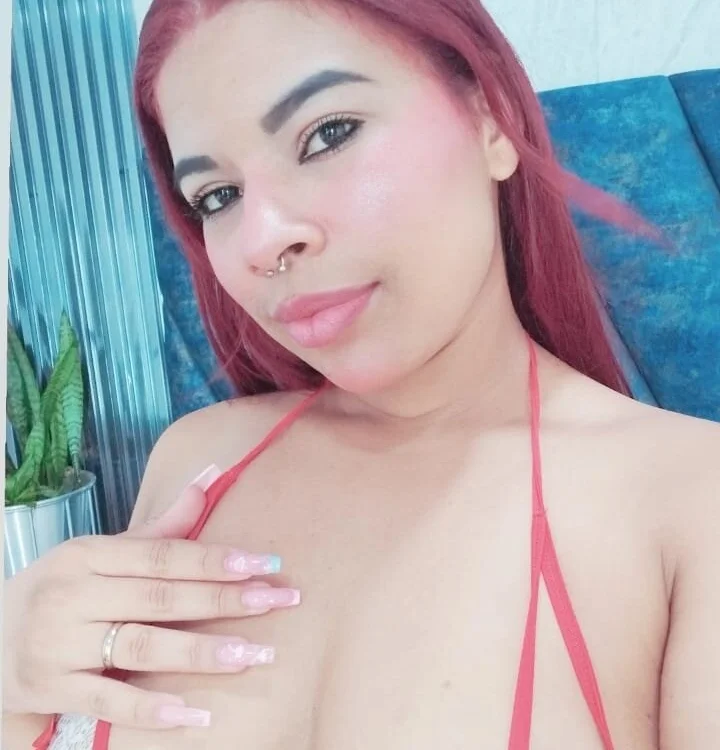 Eve_Starr offline XXX-chat