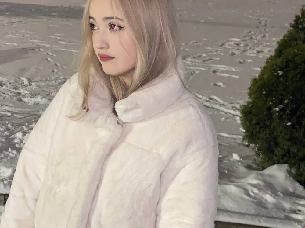 LynetGold's Offline XXX Chat