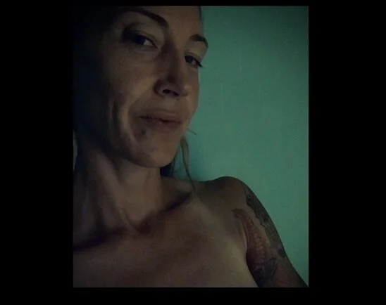 mizziijai: συνομιλία ΧΧΧ εκτός σύνδεσης