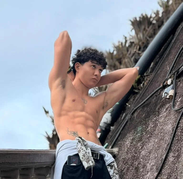 Peter_swk Offline XXX Chat