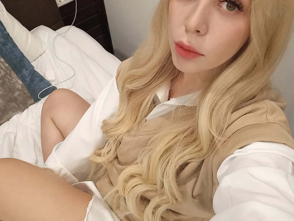 lovelybebe's Offline Chat Room