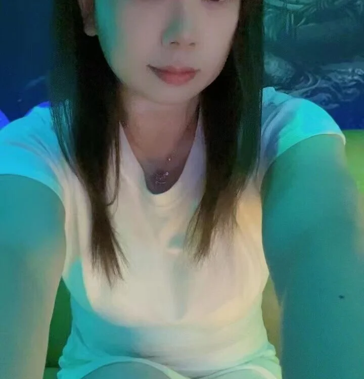mimiyou's Offline Chat Room
