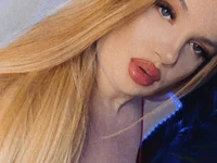 Модель MelanieBrownn