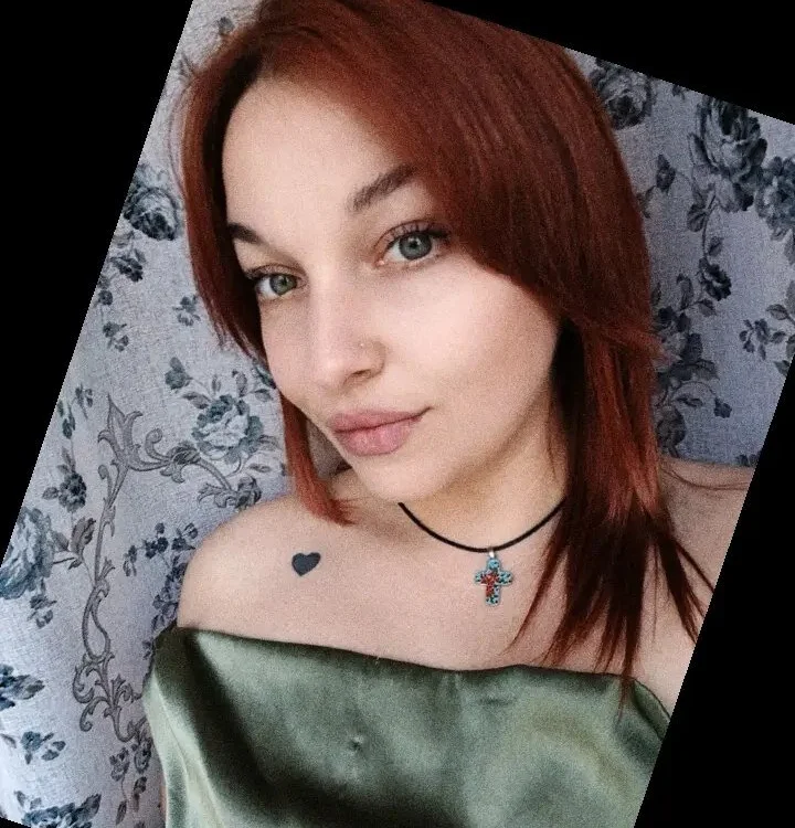 غرفة دردشة AnnaSaxx دون اتصال