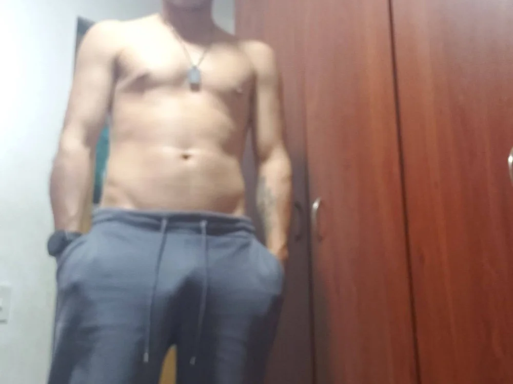 Ponpeo Chat XXX Ngoại tuyến