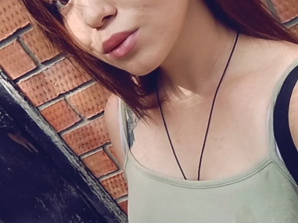 Monica_Beluccii: офлайн-секс-чат