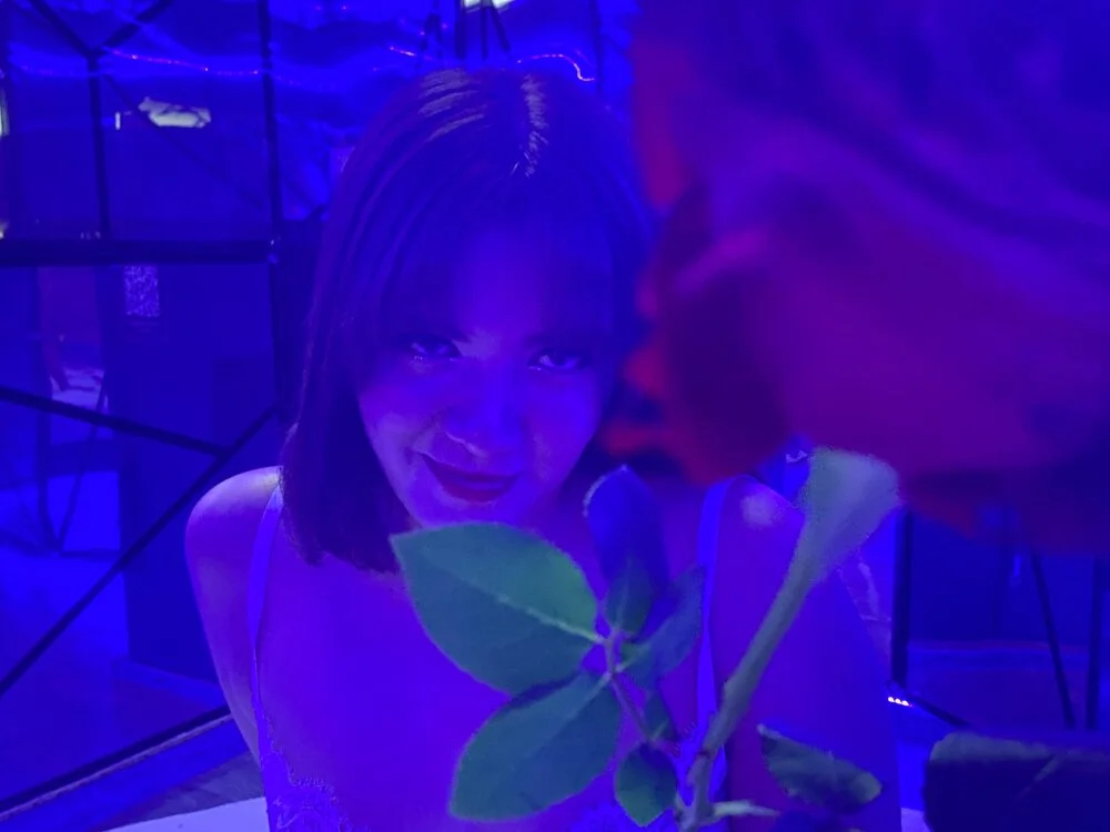 Gretten_wrightn Offline XXX chat