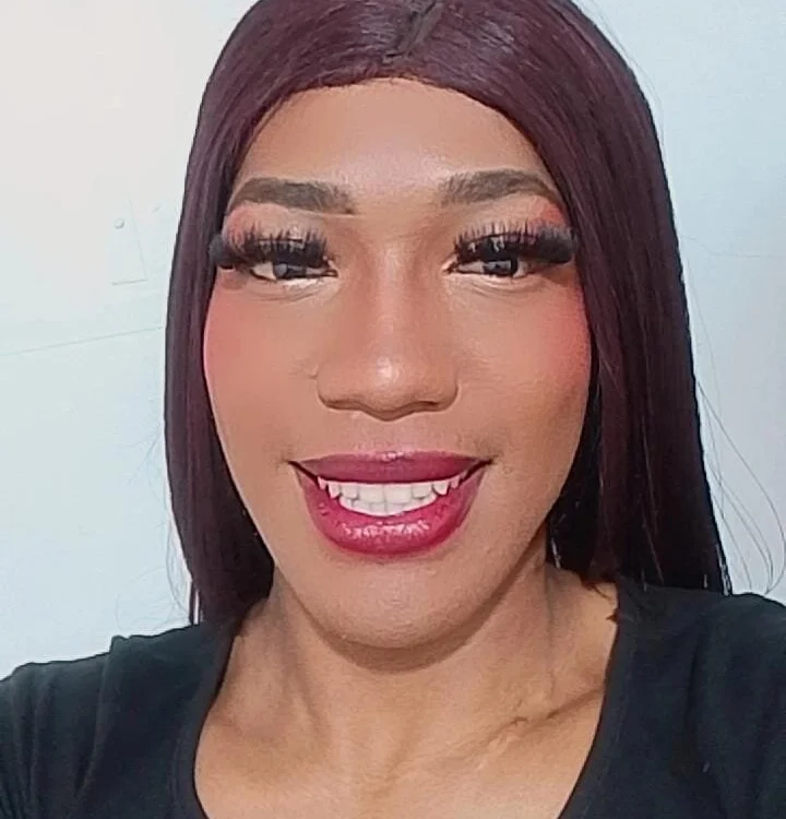 bayolet_n Offline XXX chat