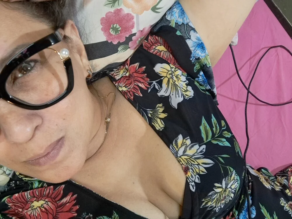 takuchilin Offline XXX chat