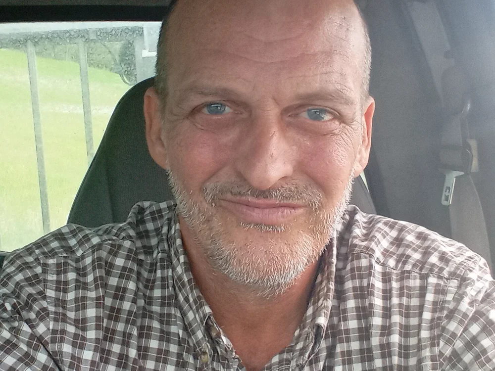 Trucker1974 offline chatrum