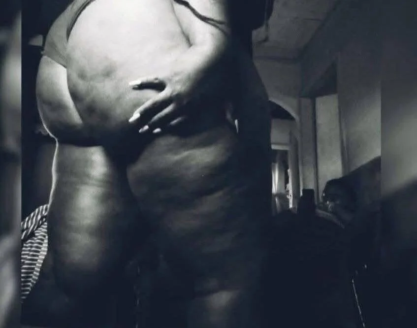 Queenwendeey's Offline XXX Chat