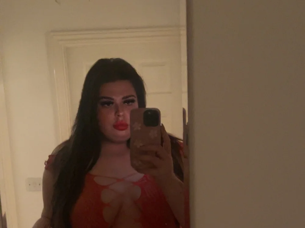 Lushlaceyx offline chatrum