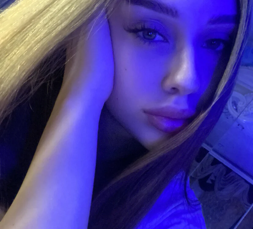 Malaya_u's Offline XXX Chat