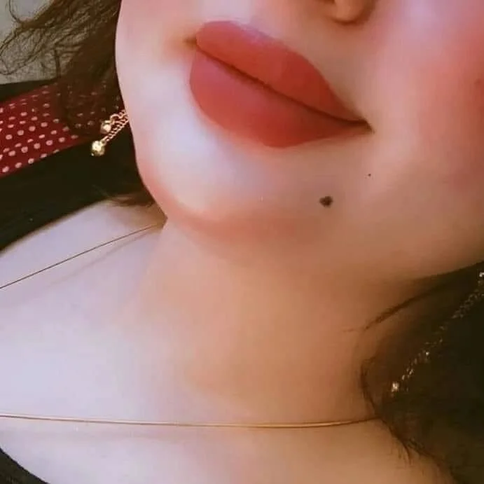 Ta_sonia_07 Offline XXX-Chat