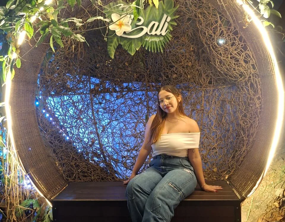 AliciaWhite_nt's Offline XXX Chat