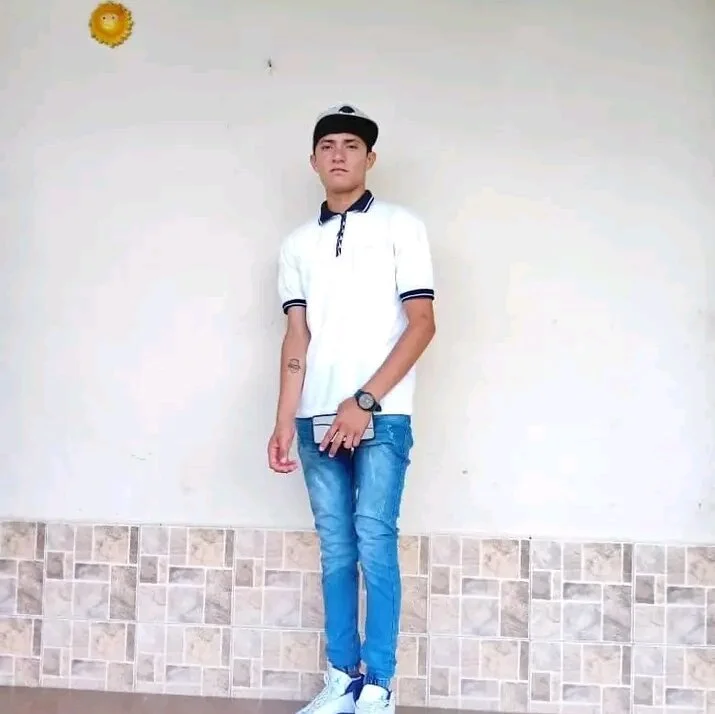 maikel23grande Chat XXX Ngoại tuyến