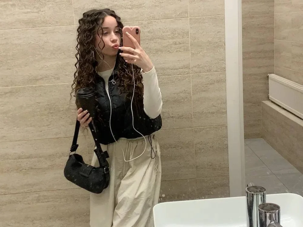 Ruby_White offline XXX-chat