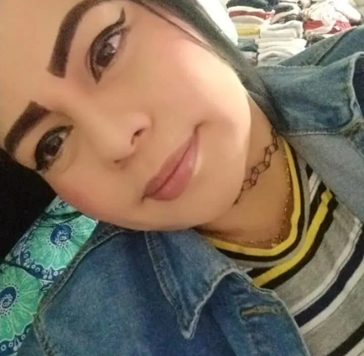 latinasexymoon Adlı Modelin Çevrimdışı XXX Sohbeti