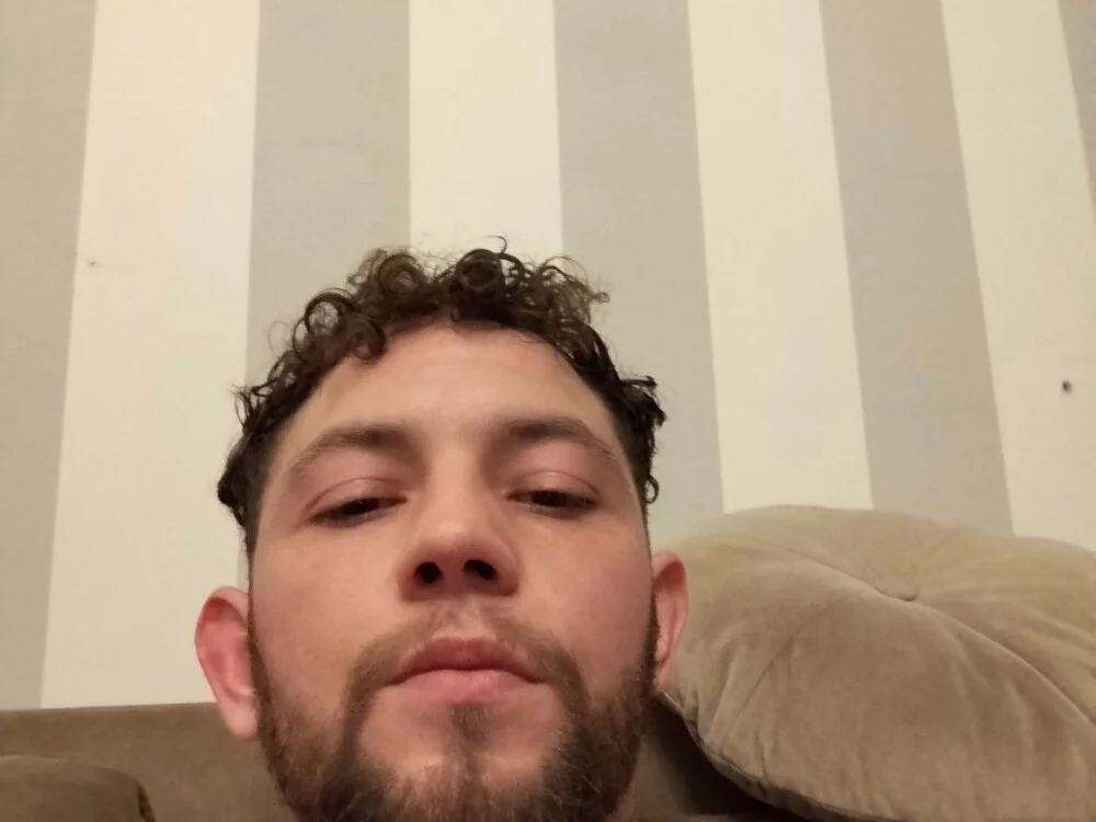 chase1995 Chat XXX Ngoại tuyến